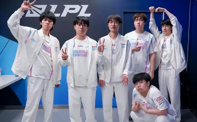 LPL季后赛:IG与AL败者组生死战,TES与BLG争夺第一张世界赛门票