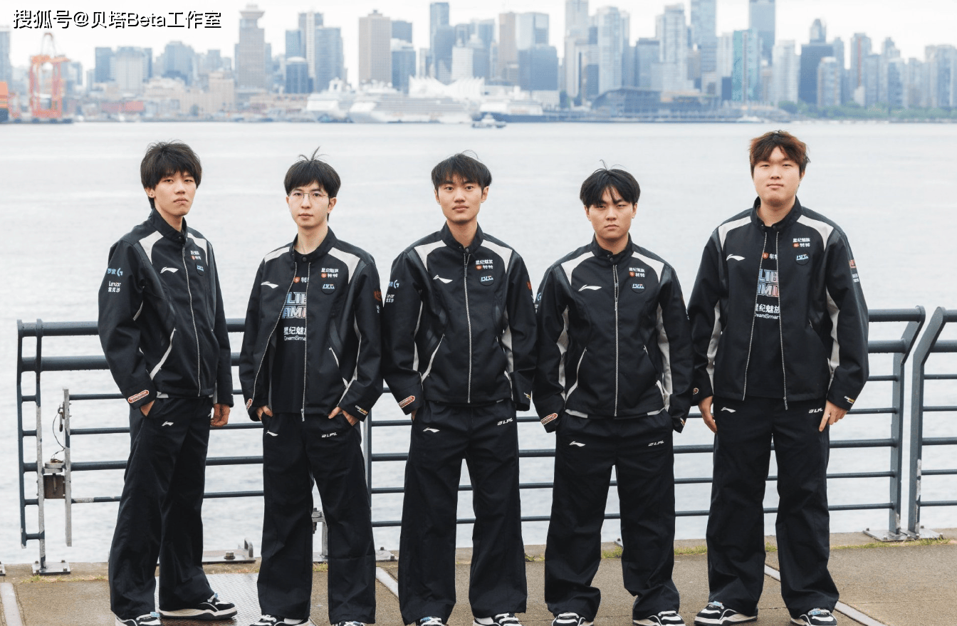海外网友热議(yì)BLG淘汰FLY:FLY差(chà)点就3-1了!BLG是东部最弱(ruò)战隊(duì)