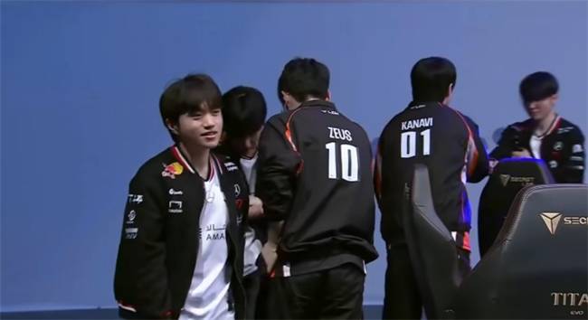 【一竞技1JingJi】LOL:LPL韩援(yuán)原形毕露惨遭打(dǎ)脸 两大FMVP离开T1依(yī)旧强悍!